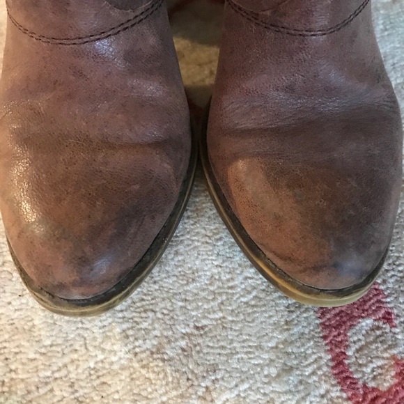 Lucky Brand Booties - GREAT condition size 7.5 - Picture 3 of 7
